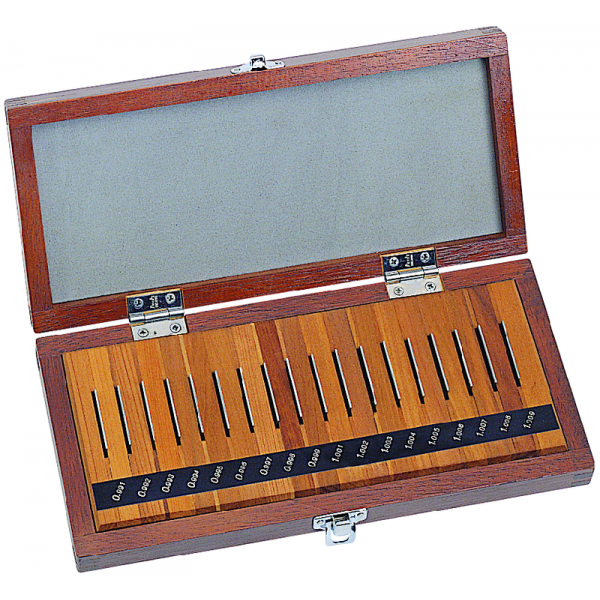 Mitutoyo 516-976-10, 18 Gauge Block Set, Metric, Thin block set, 0,001 mm step, 0,991-0,999 mm (0,001 mm step / 9 blocks) 1,001-1,009 mm (0,001 mm step / 9 blocks)