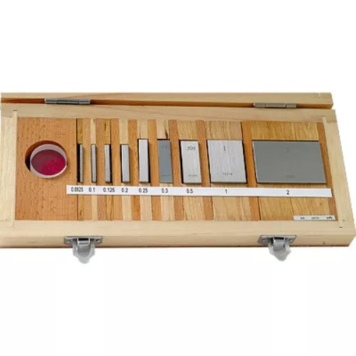 MHC 9100-9159 9 Gauge Blocks, Grade 1 .105, .210, .315, .420, .500, .605, ..0625, .100,.125, .200,.250,.300,.500,1.000 & 2.000” 1 Optical Flat: 1” Dia. x.5125” Thickness, .000004", Flatness, .00002" Parallel