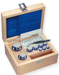 Kern 304-021-610 E1 Set of Weights 1g - 50g Polished Stainless Steel in Wooden Box with DKD Calibration Certificate, Dust-brush, tweezers and gloves