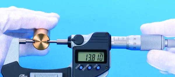 Mitutoyo Digital Spline Micrometer IP65 0-25mm, 2mm Measuring Face 331-261-30