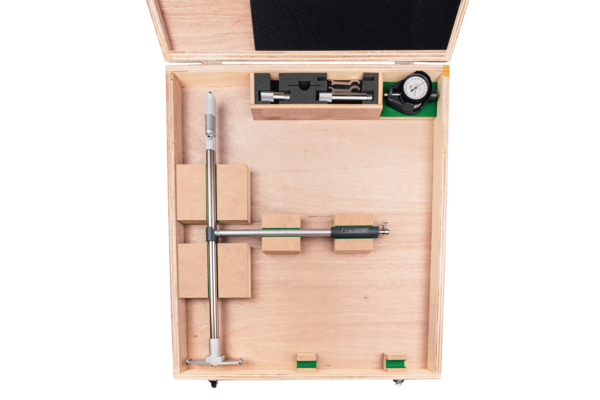 Mitutoyo 2-Point Inside Measuring Instrument with Micrometer Head, Range 600-800mm, Graduation 0,001mm 511-828-20