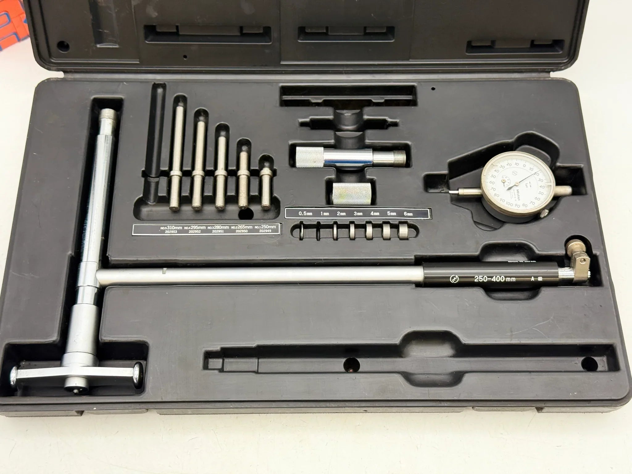 Mitutoyo dal bore gauge 6.5-10" Graduation .0001" 511-188 depth 10"
