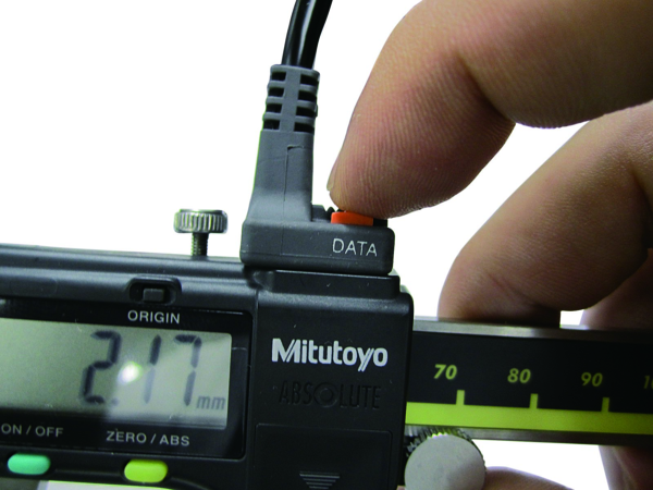 U-WAVE Connection Cable C Straight, with Data Button 02AZD790C