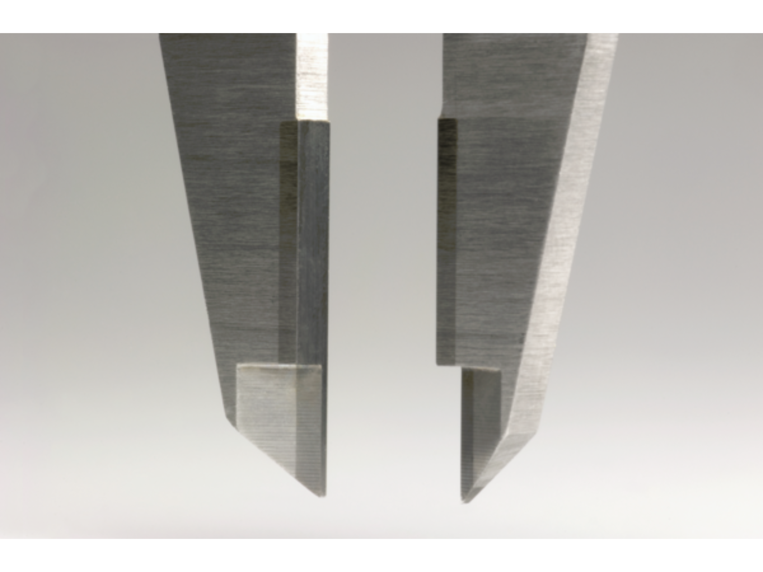 Mitutoyo Digital ABSOLUTE AOS Calipers 0-150mm/0-6" W/O Output Carbide OD/ID Jaws 500-160-30