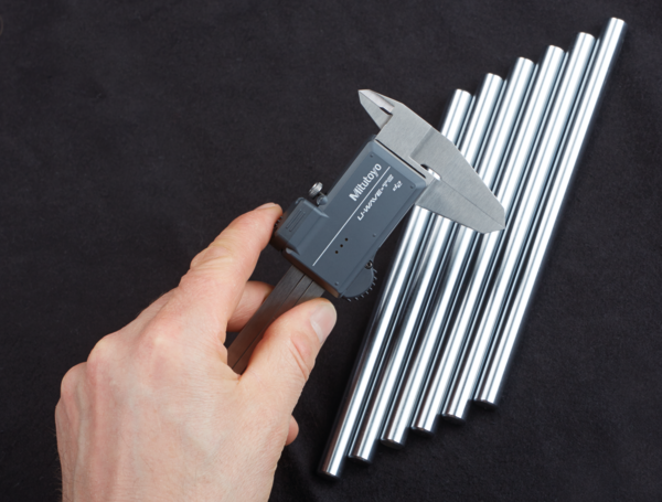Mitutoyo Digital ABSOLUTE AOS Calipers 0-200mm (0-8") W/O Output Carbide OD/ID Jaws 500-164-30